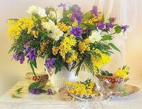 Без бренда «Букет из мимозы и колокольчиков в вазе» в Архангельске 